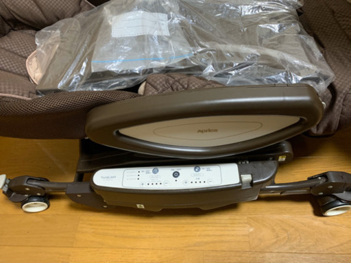 最上位モデル ◡̈︎* Aprica ユラリズム オート HIDX ポンモーゾBR 