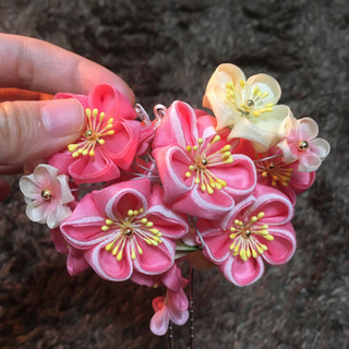 ネット決済間違いです（ ;  ; ）最終値下げ☺️美品 髪飾り 成人式 卒業式  3点まとめ売りの画像