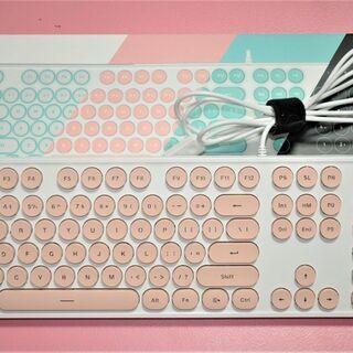 パソコンキーボード キーボード 薄型超軽量 LED バックライト...