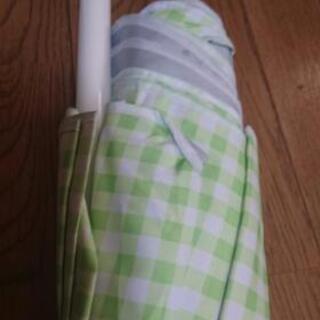 未使用ビーチパラソルの画像