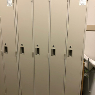 コクヨ製ロッカーの画像