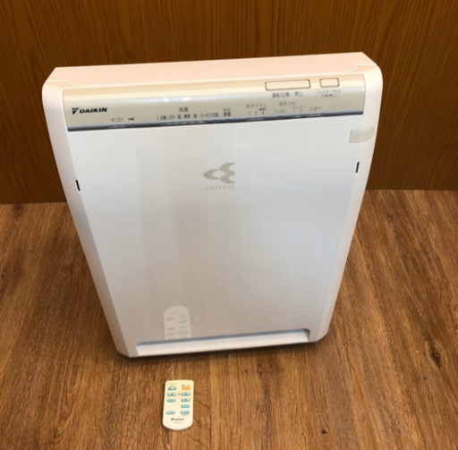 美品2016年製 新品フィルター付き DAIKIN 最大29畳ストリーマ空気清浄機 PM2.5対応 ACM80T-W（816）AKARI