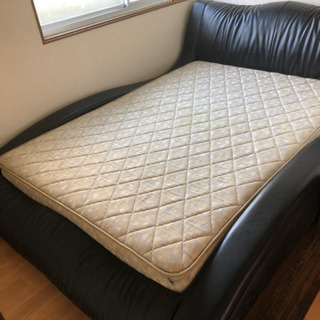 オシャレダブルベッド　早い者勝ち☆