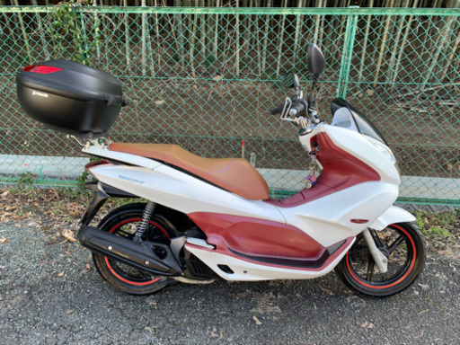 PCX125 ベトナム仕様 白/赤