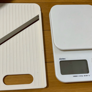 【2/24まで】鍋、フライパン、ボール×2、ザル、スライサー、計量器のセット　なんと500円！！の画像