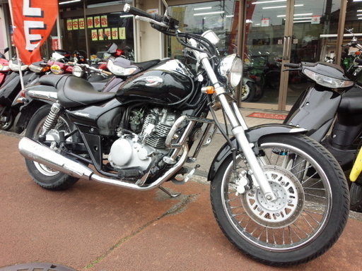 NO.3140　エリミネーター１２５　空冷４サイクルエンジン　アメリカン　ブラック　☆彡