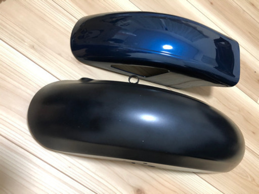 ゼファー750純正外装パーツ売ります。