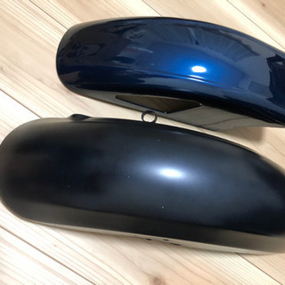 ゼファー750純正外装パーツ売ります。