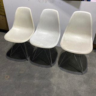 プラスチック　チェア　3脚セット