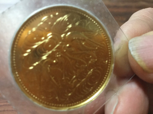 《貴重な昭和62年発行‼️》天皇陛下御在位60年記念 10万円金貨