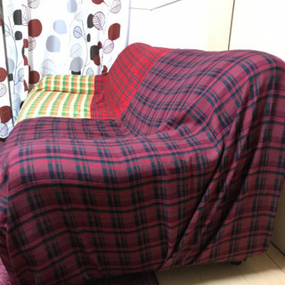 お譲り先決定　　　2〜3人掛けソファ　中古の画像