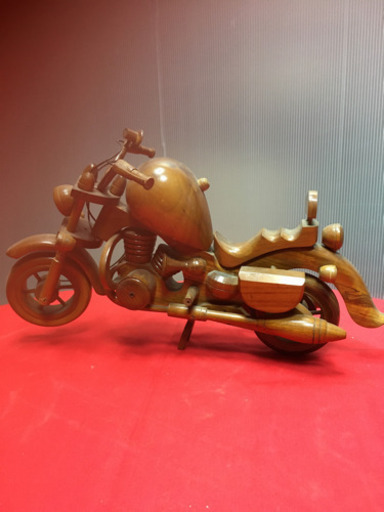 木彫のバイク