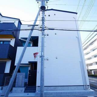 🉐初期費用8万円🙂築浅BT別🏠新宿へ24分の武蔵浦和駅徒歩12分...