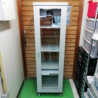 大型業務用サーバーラック　ファン＆corega スイッチハブ C...