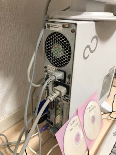 ESPRIMO D582/E リカバリーDVD ディスプレイ付きデスクトップPC