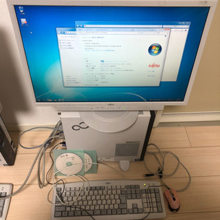 ESPRIMO D581/C デスクトップパソコン ディスプレイ他付き