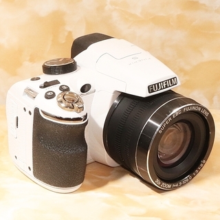 ☆iphone転送＆すぐ使える＆極上美品☆富士フイルム S4500