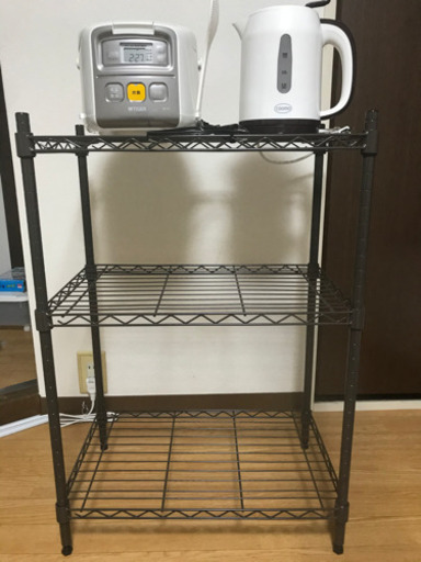 炊飯器、電気ケトル、ラック
