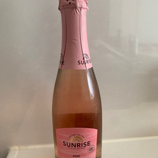 新品未開封スパークリングワイン