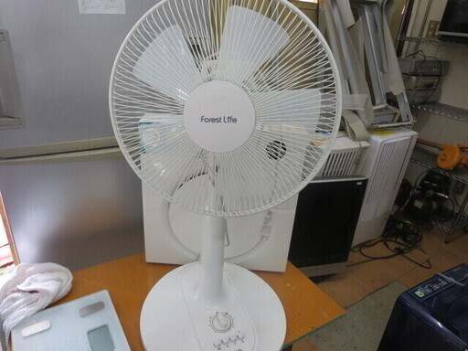 扇風機　2019年製　夜8時半まで営業中！