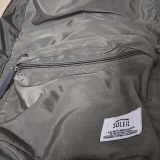 ㈱ヘミングス SOLEIL オリーブ色の小型リュックサック