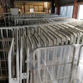 引き取り歓迎★chunichi カゴ台車 ロールボックス 折りたたみ可 ロック付きキャスターの画像