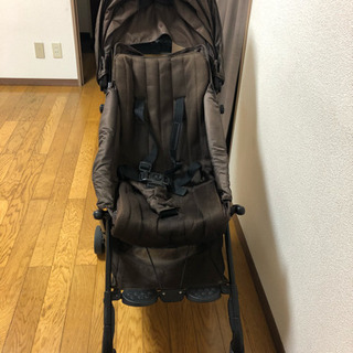 ベビーカーの画像