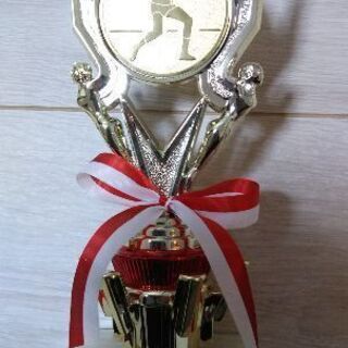 テニス用 トロフィー の画像