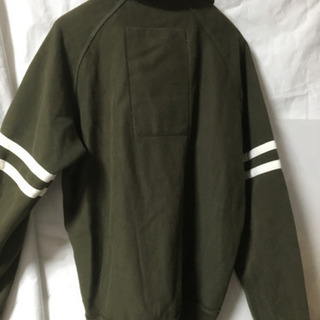 １２５０円アバクロ　男性用　前あきトレナーの画像