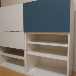 IKEA　収納棚