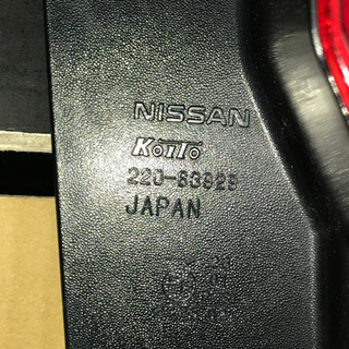 T31 エクストレイル　純正テールレンズの画像