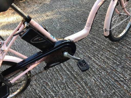 U005T29O電動自転車?パナソニック?20インチ８アンペア