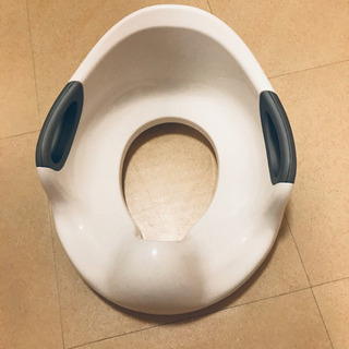 ホームクラストイレトレーナー　補助便座の画像