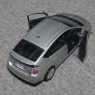 値下げしました　1000⇒500　トヨタ プリウス のミニカー  全長15センチの画像