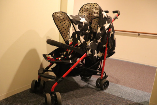 引渡し者様決定済 コサット 二人乗りベビーカー