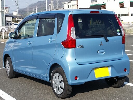 ■三菱　eKワゴン　E　令和元年2月式　走行1,800㎞　検査付：令和4年2月　新車時の保護シートビニール付 / 日産デイズ同形