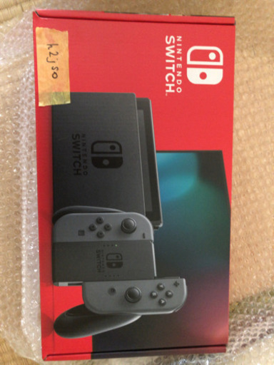 新品　任天堂　スイッチ　新型