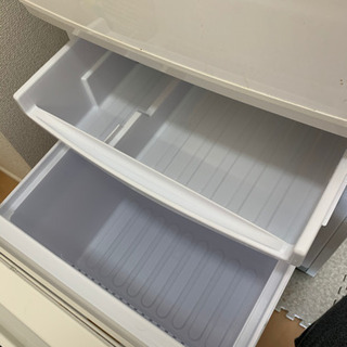 【一人暮らしオススメ】SHARP 冷蔵庫 137Lの画像