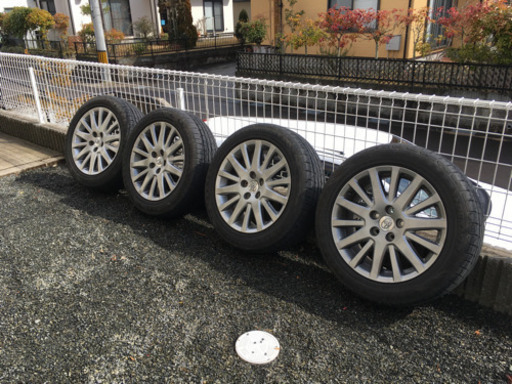 【価格変更】マジェスタ純正17インチ ホイール&タイヤセット