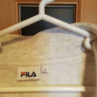 FILAのトレーナー