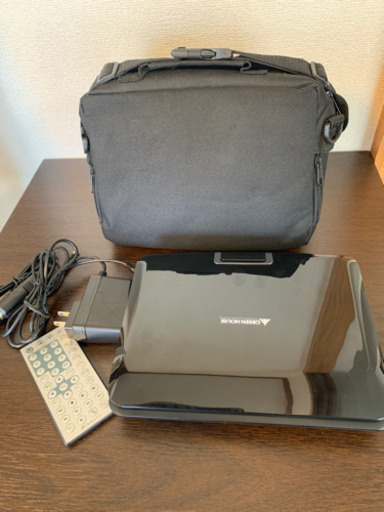 ポータブルDVDプレイヤー