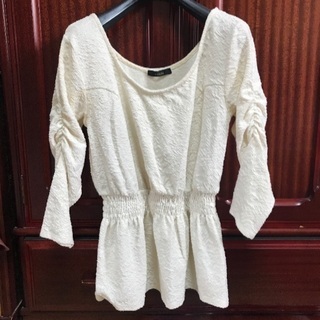 リエンダ　トップスの画像