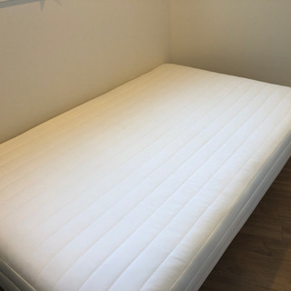 ✨美品✨無印良品　セミダブル脚付マットレスの画像