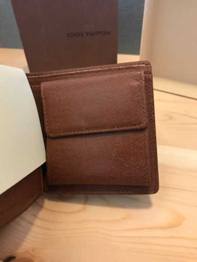 LOUIS VUITTON  二つ折り財布