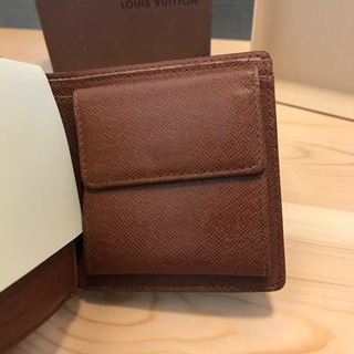 LOUIS VUITTON  二つ折り財布
