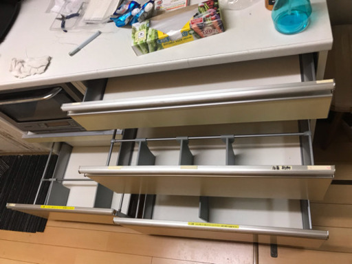 取引決定【大幅値下げ】キッチンボード 定価20万円 大容量 食器棚 台所 収納 綾野製作所 大塚家具で購入