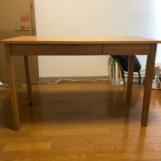 無印良品　無垢材デスク　オーク材