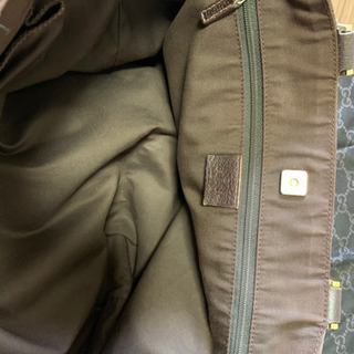 GUCCI ショルダーバッグ 本物の画像