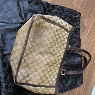 GUCCI ショルダーバッグ 本物の画像