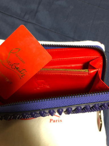 ルブタン財布